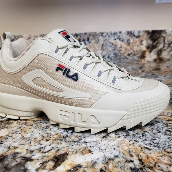 Fila - Picture 5 of 13